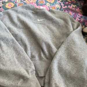 Nike crewneck